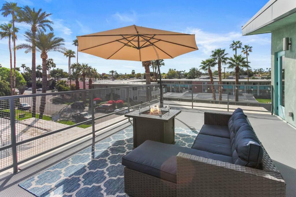 Large Studio Rooftop & Poolside - Walk To Old Town 斯科茨 外观 照片